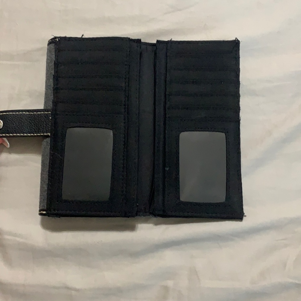 gray/black wallet - Picture 4 of 4